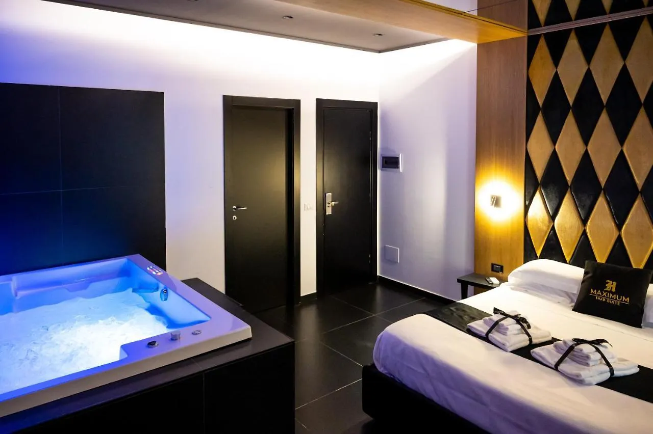 Maximum Hub Suite&Spa Palermo 2*,  Italia