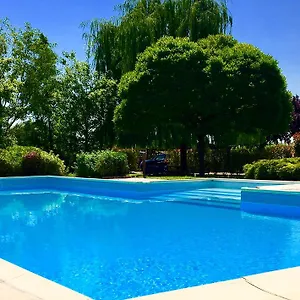 https://casale-belriguardo.emilia-romagnahotels.net