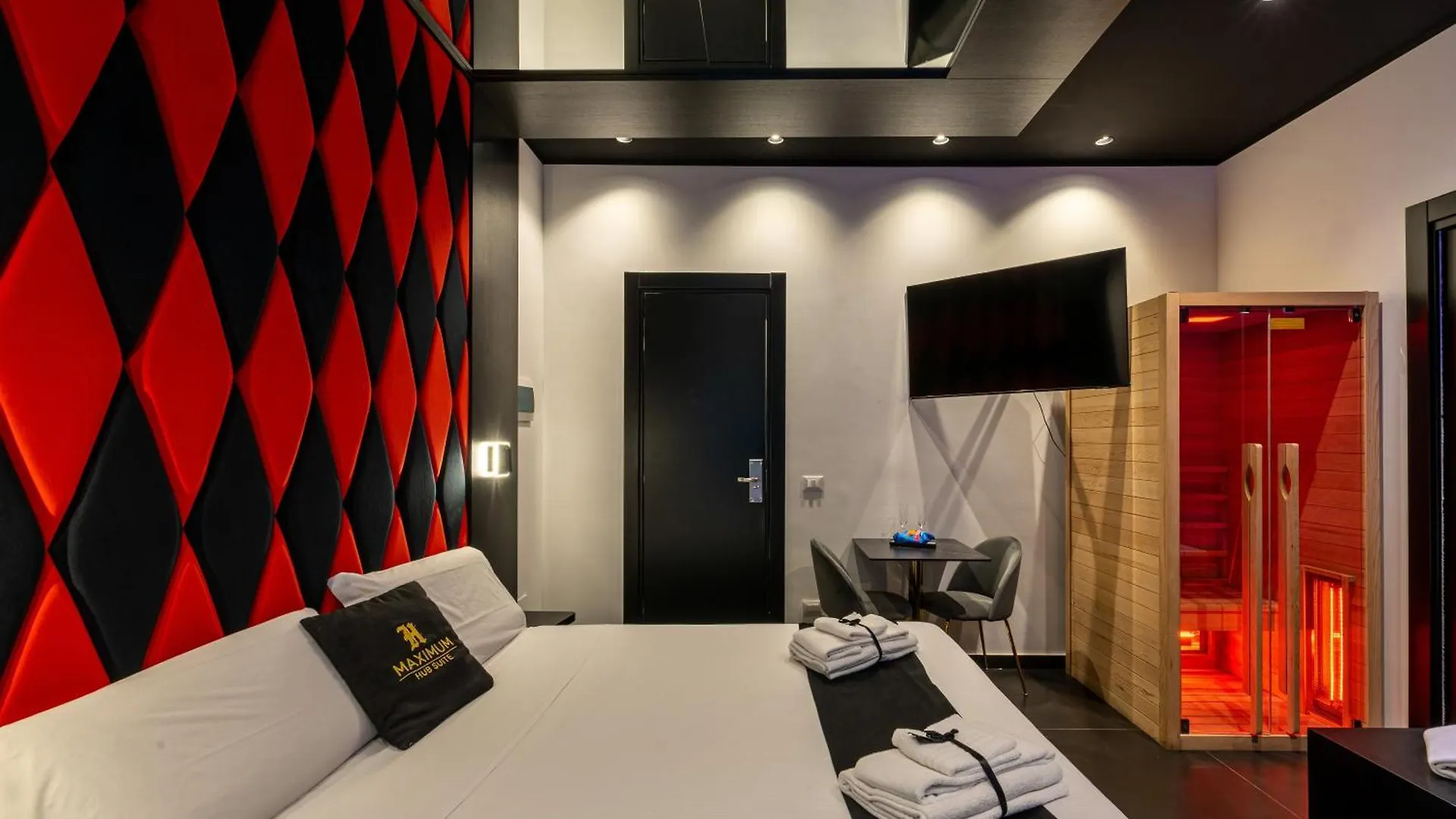 Maximum Hub Suite&Spa Palermo 2*,  Italy